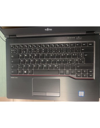 Fujitsu Lifebook U749, ID